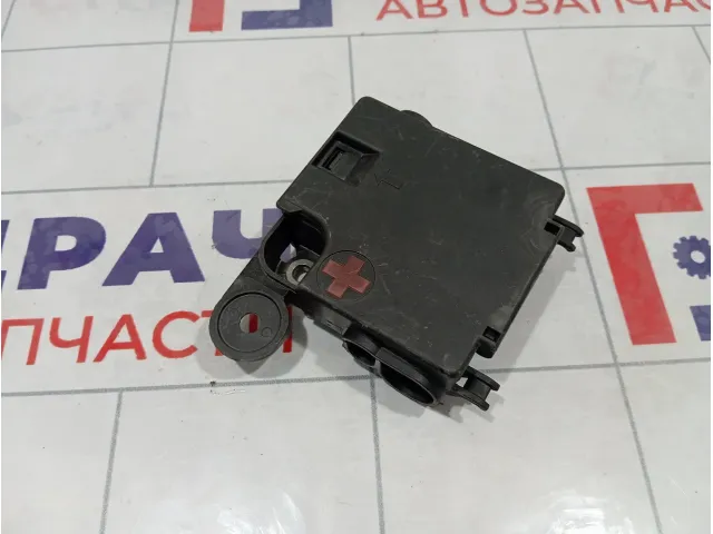 Клемма аккумулятора плюс Audi A4 8K0937517A