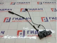 Замок капота Audi A4 8K0823509F