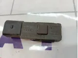 Датчик сцепления Audi A4 8K0907658D