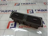 Дефлектор воздушный в торпедо центральный Audi A4 8T1820951CWVF