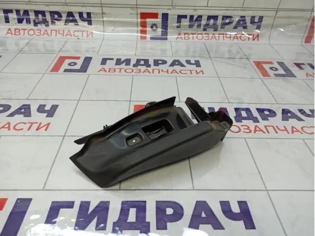 Направляющая ремня безопасности правая Audi A4 8K0857792A