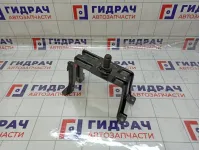 Кронштейн крепления аккумулятора (АКБ) и запасного колеса Audi A4 8K0802715A