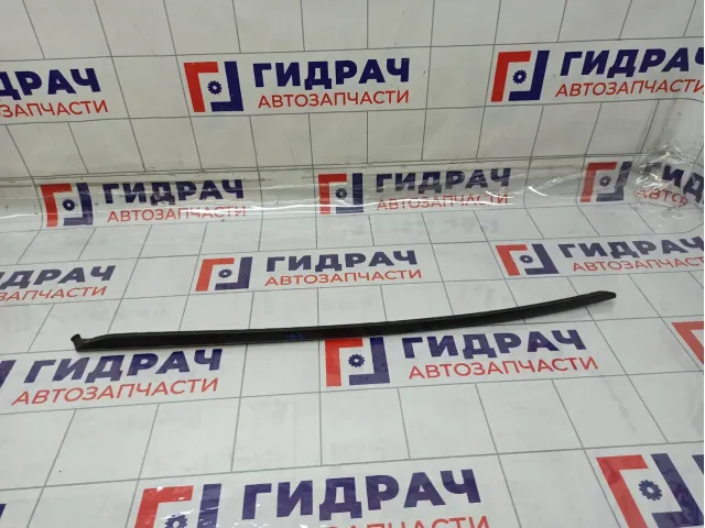 Молдинг лобового стекла правый Audi A4 8K0854328