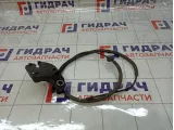Трос открывания капота Audi A4 8T1823535