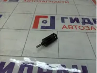 Кронштейн фонаря наружного заднего Audi A4 8E0945246A