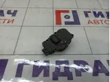 Моторчик заслонки отопителя (печки) Audi A4 8K0820511C