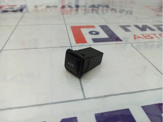 Разъем USB AUX Audi A4 8J0035475