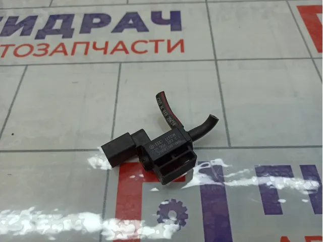 Клапан электромагнитный Audi A4 037906283C
