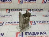 Кронштейн усилителя переднего бампера правый Audi A4 8K0807134D