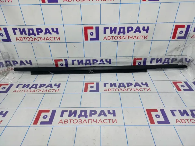 Накладка стекла переднего правого Audi A4 (B8) 8K0837478F