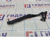 Кронштейн крепления крыла левый Audi A4 (B8) 8K0821135H
