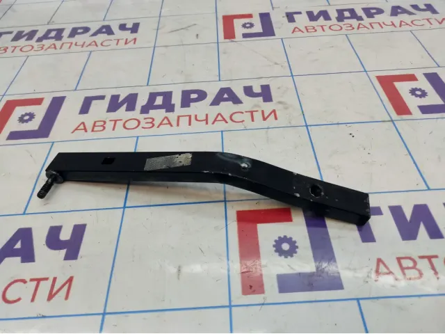 Кронштейн радиатора Audi A4 (B8) 8K0805528A