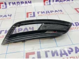 Решетка в бампер правая Audi A4 (B8) 8K0807682K01C