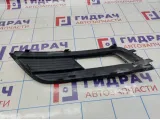 Решетка в бампер правая Audi A4 (B8) 8K0807682K01C