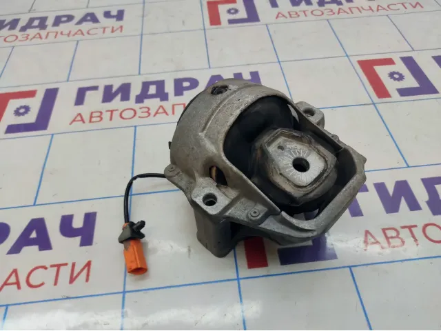 Опора двигателя левая Audi A4 (B8) 8R0199381E