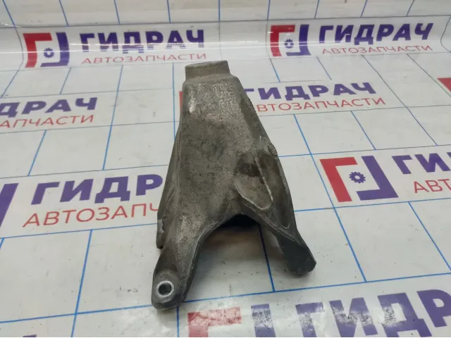 Кронштейн двигателя левый Audi A4 (B8) 8K0199307CB
