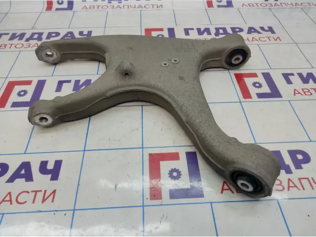 Рычаг задний нижний правый Audi A4 (B8) 8K0505312J