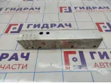 Кронштейн усилителя заднего бампера правый Audi A4 (B8) 8K0807332A
