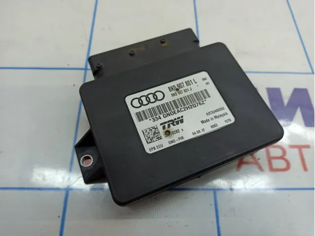 Блок управления парковочным тормозом Audi A4 (B8) 8K0907801L
