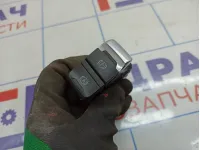 Кнопка фиксатора стояночного тормоза Audi A4 (B8) 8K1927225D
