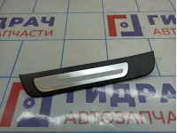 Накладка порога (внутренняя) задняя левая Audi A4 (B8) 8K0853375