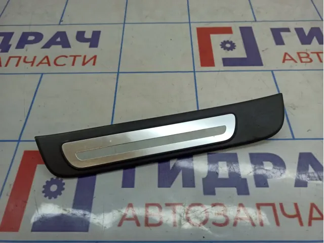 Накладка порога (внутренняя) задняя левая Audi A4 (B8) 8K0853375