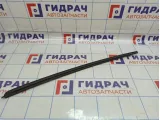 Молдинг лобового стекла левый Audi A4 (B8) 8K085432701C