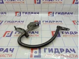 Петля крышки багажника левая Audi A4 (B8) 8K5827301AA