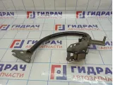 Петля крышки багажника левая Audi A4 (B8) 8K5827301AA
