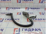 Петля крышки багажника правая Audi A4 (B8) 8K5827302AA
