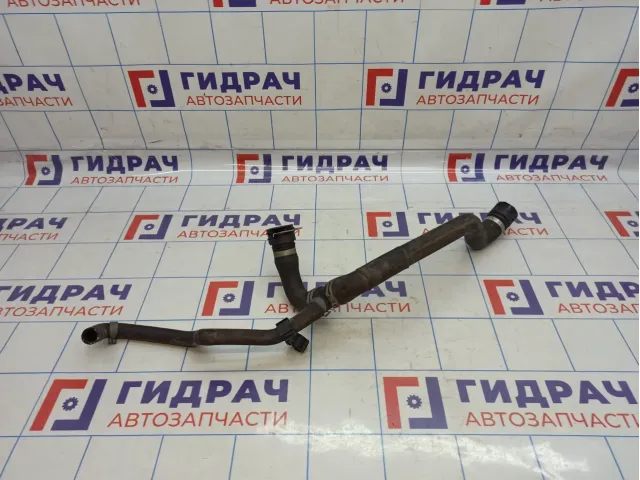 Патрубок радиатора Audi A4 (B8) 8K0122101G