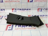 Обшивка стойки средней верхняя правая Audi A4 (B8) 8K0867282CV48