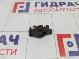 Моторчик заслонки отопителя (печки) Audi A5