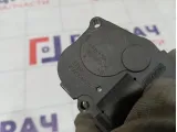 Моторчик заслонки отопителя (печки) Audi A5