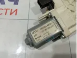 Моторчик стеклоподъемника переднего правого Audi A5 8T0959802A