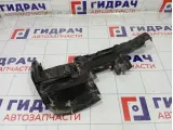 Воздуховод радиатора правый Audi A5 8T0121284K