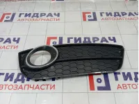 Решетка бампера передняя правая Audi A5 8T0807682