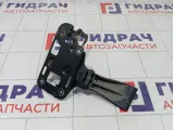 Крючок капота Audi A5 8T0823480