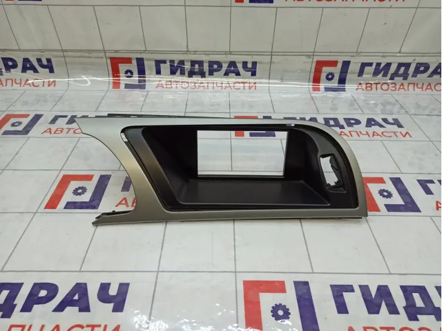 Накладка торпедо Audi A5 8T1857186DR66