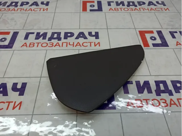 Накладка торпедо правая Audi A5