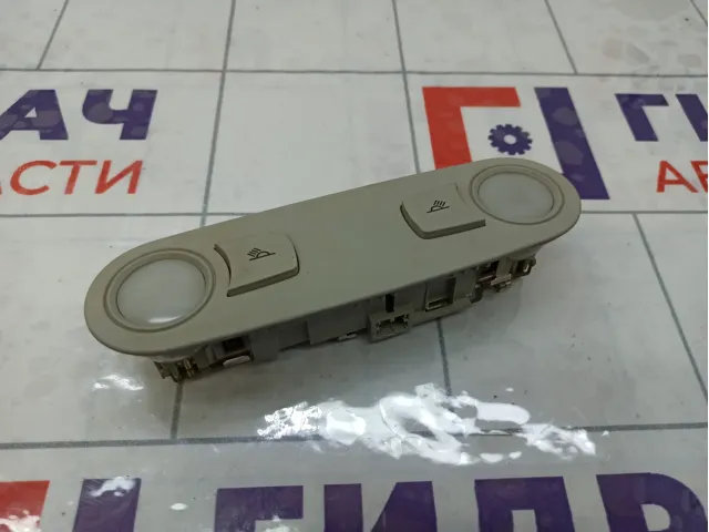 Плафон салонный задний Audi A5 8T0947111AT64