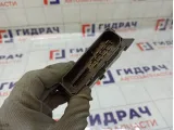 Блок управления стояночным тормозом Audi A5 8K0907801C