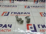 Петли двери передней левой Audi A5