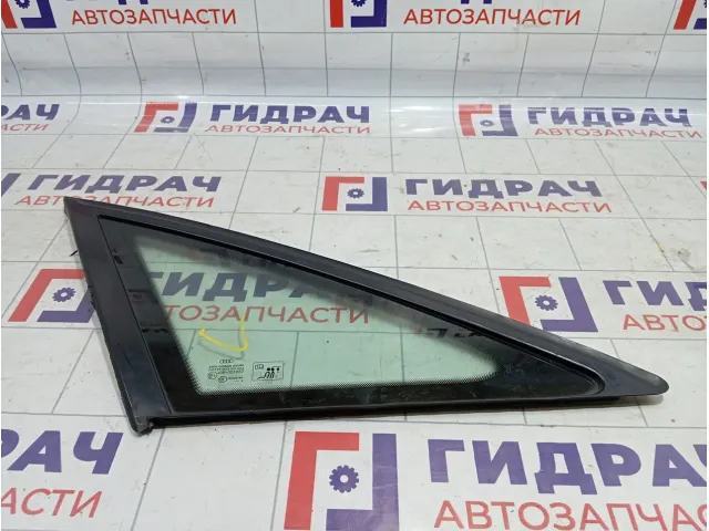 Стекло кузовное глухое левое Audi A6 (C7) 4G5845299