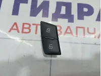 Кнопка центрального замка правая Audi A6 (C7) 4G2962106