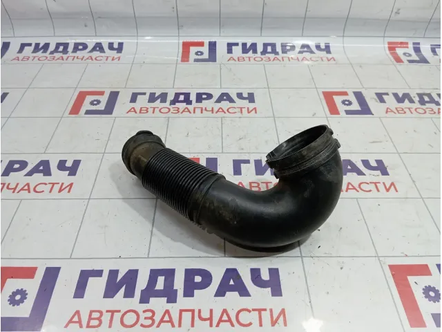 Патрубок воздушного фильтра Audi A6 (C7) 4G0129615E