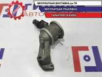 Клапан рециркуляции выхлопных газов правый Audi A6 06E131102K.