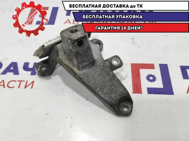 Кронштейн двигателя правый Audi A6 4G0199308C.