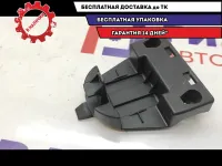 Кронштейн аварийного знака Audi A6 8T0860285.