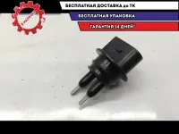 Датчик уровня в бачок омывателя Audi A6 7M0919376.